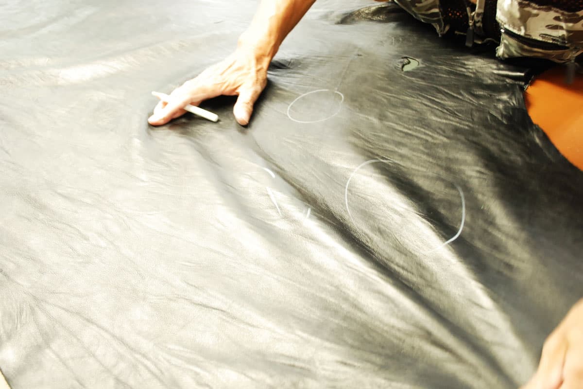 裁断イメージ画像